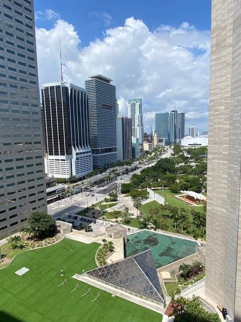 Building Photo - 325 S Biscayne Blvd