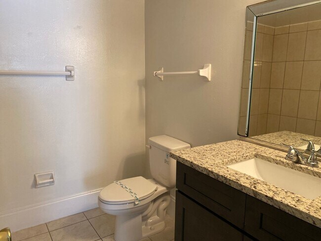 Building Photo - Weatherly Condominiums