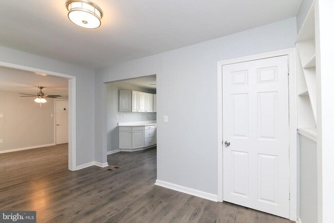 Building Photo - 516 Brooke Ave