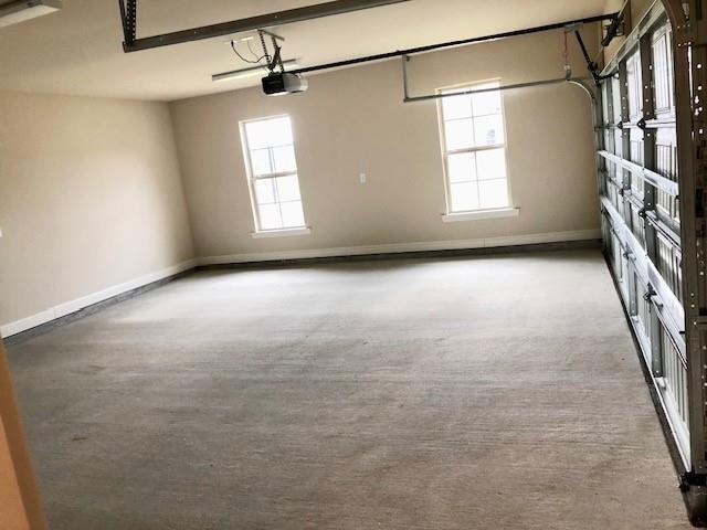 Building Photo - 44195 Shadowpoint Dr