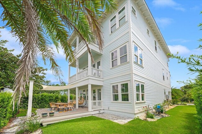 Building Photo - 6 Wilkes Rd