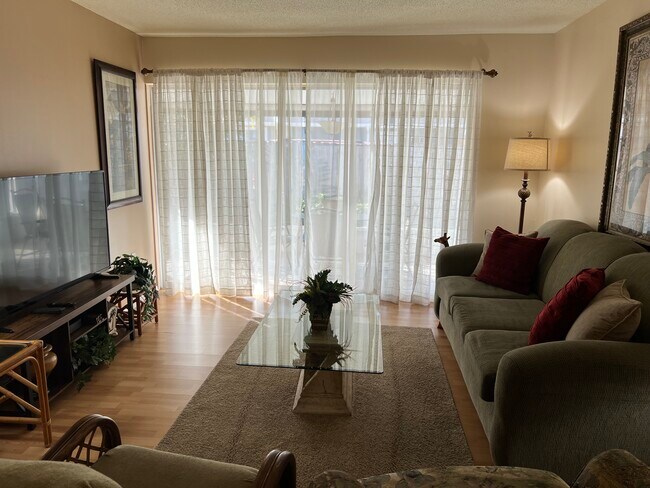 Building Photo - 2772 Woodgate Ln