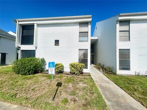 Building Photo - 705 Haven Pl