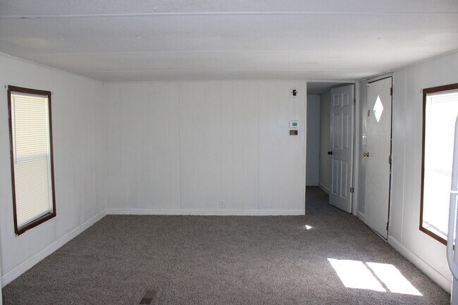 Building Photo - Peaceful Living in Havelock