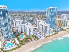 Building Photo - 3001 S Ocean Dr
