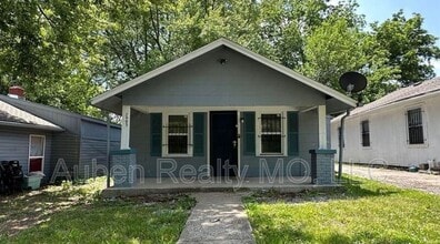 Building Photo - 2905 E 61st St