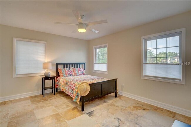 Building Photo - 809 Brightwaters Blvd NE