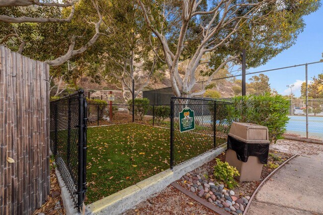 Building Photo - 6314 Friars Rd