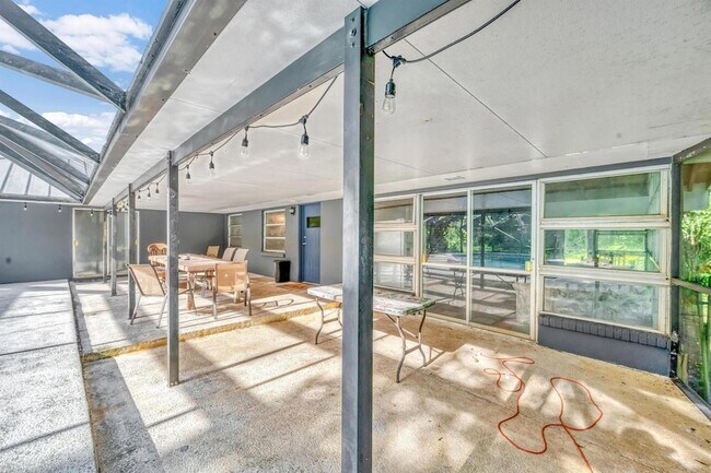 Building Photo - 4910 Ralls Rd