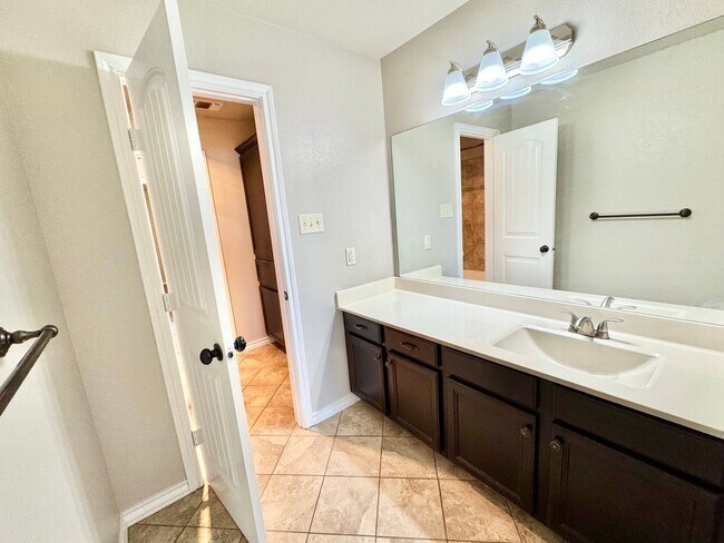 Building Photo - 3 bed 2.5 bath - Cooper ISD
