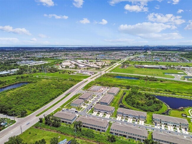 Building Photo - 2513 Sunray Venus Wy