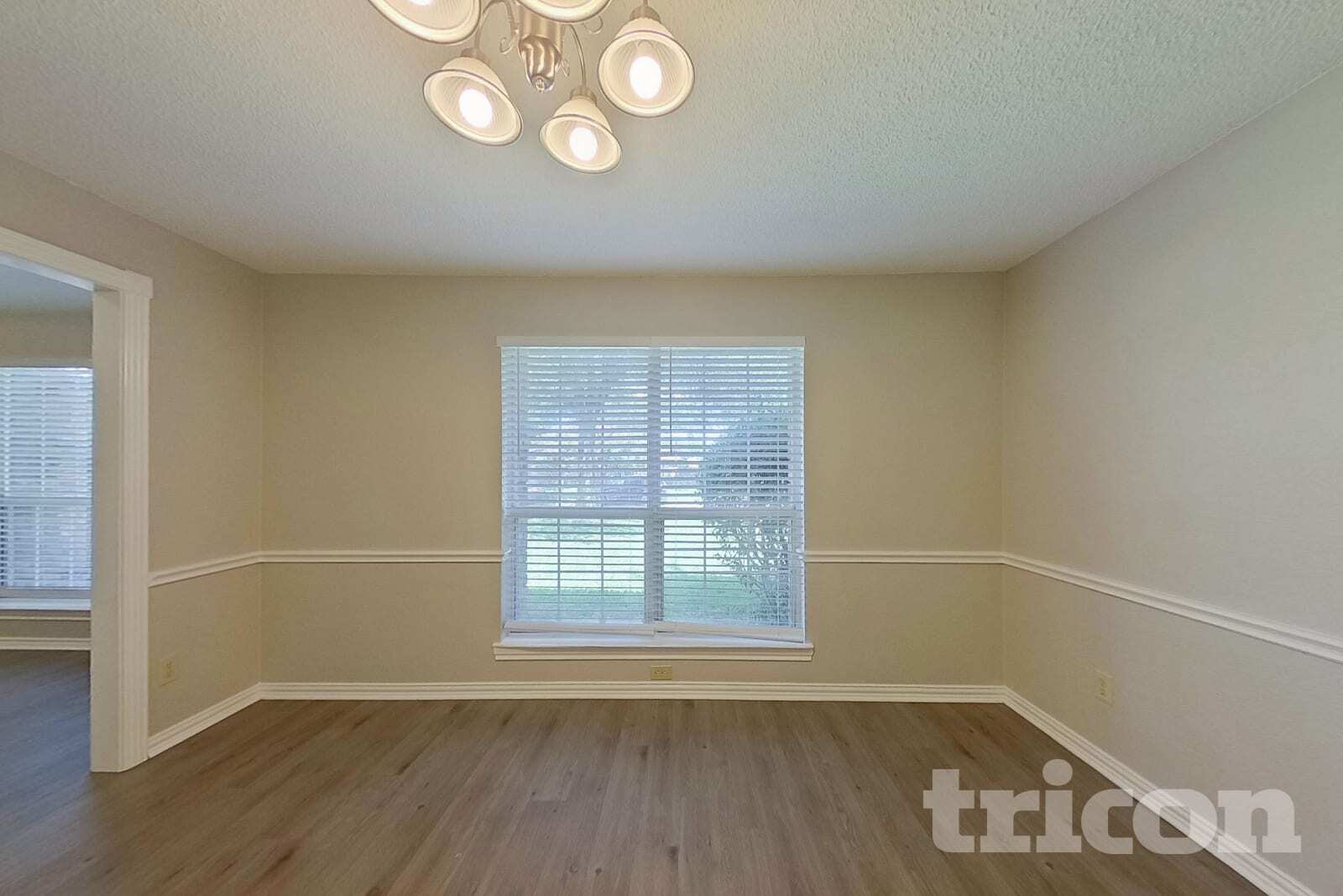 Building Photo - 1402 Baker Dr