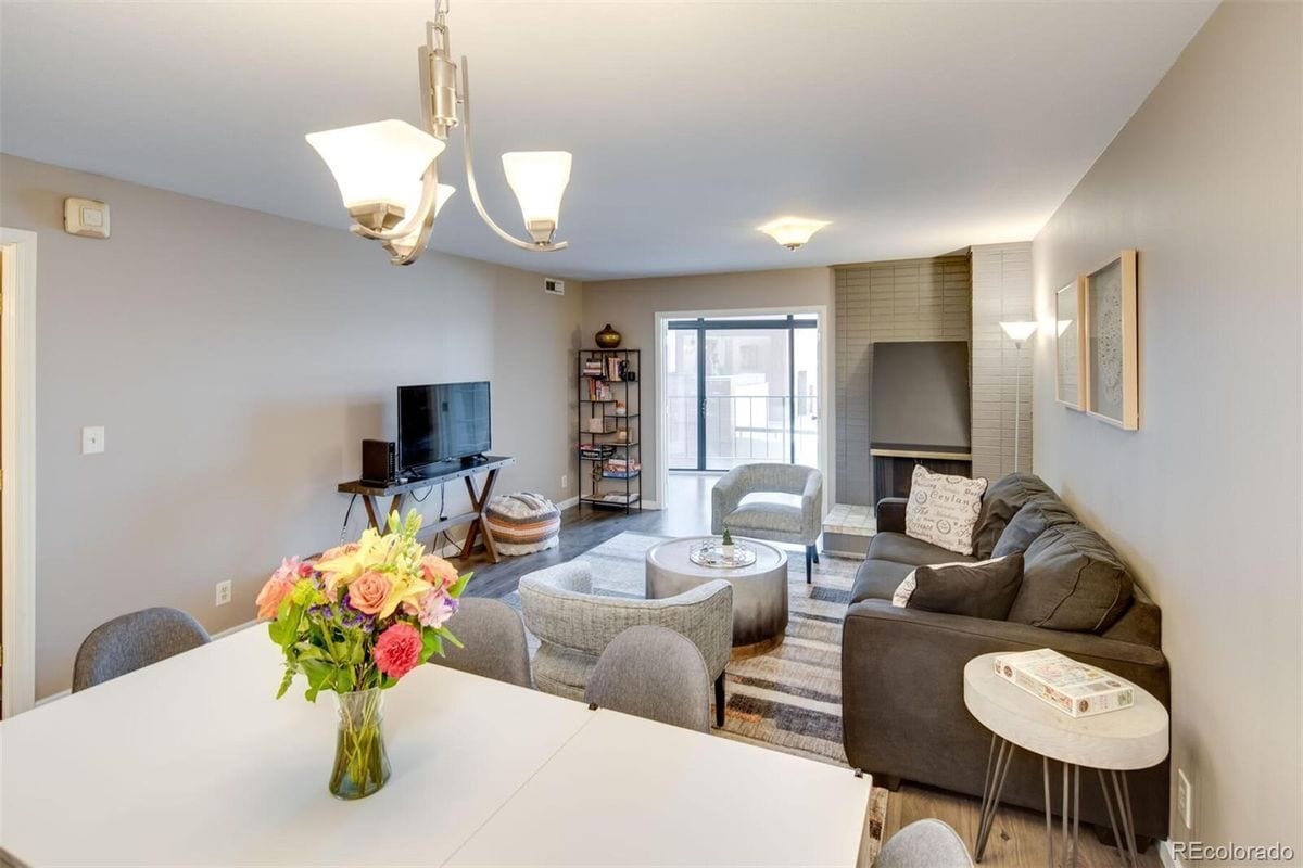 Building Photo - 1777 Larimer St