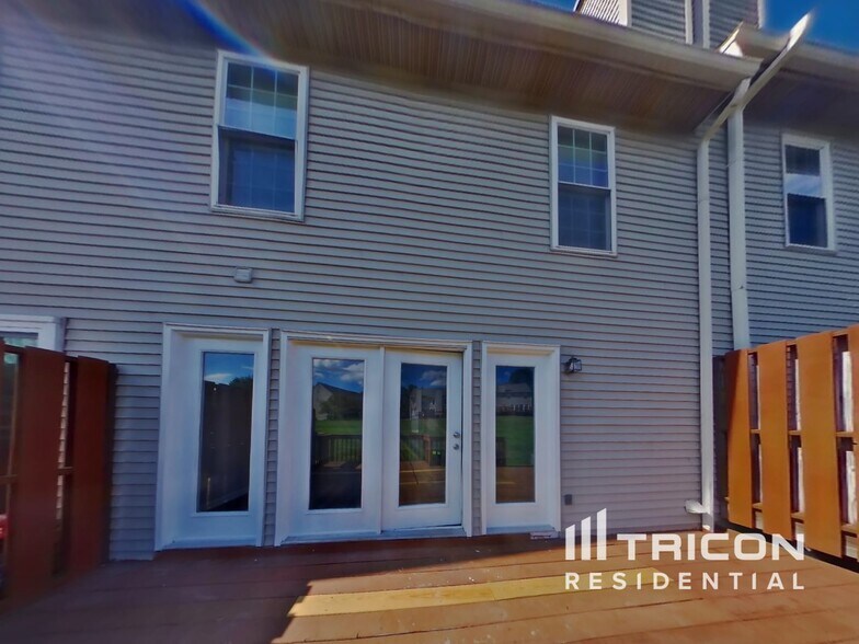 Building Photo - 1513 Cumberland Ct