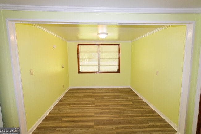 Building Photo - 107 Saxon Pl