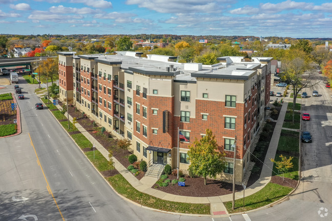 Primary Photo - Kingston Village Apartments