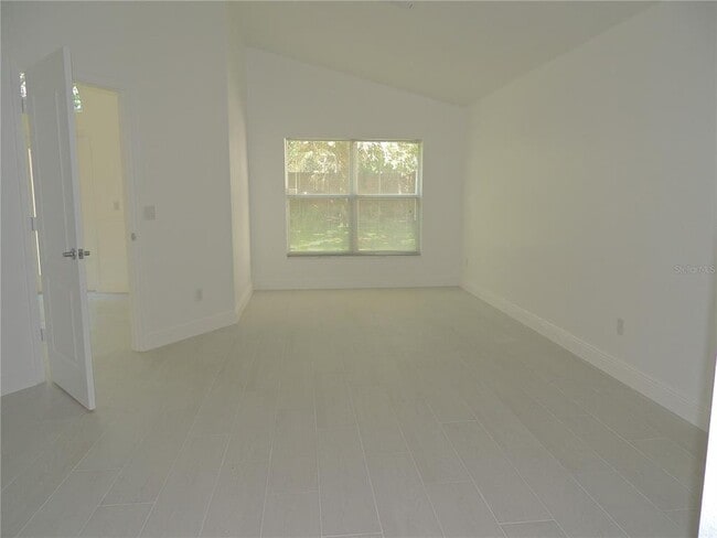 Building Photo - 10006 Brodbeck Blvd