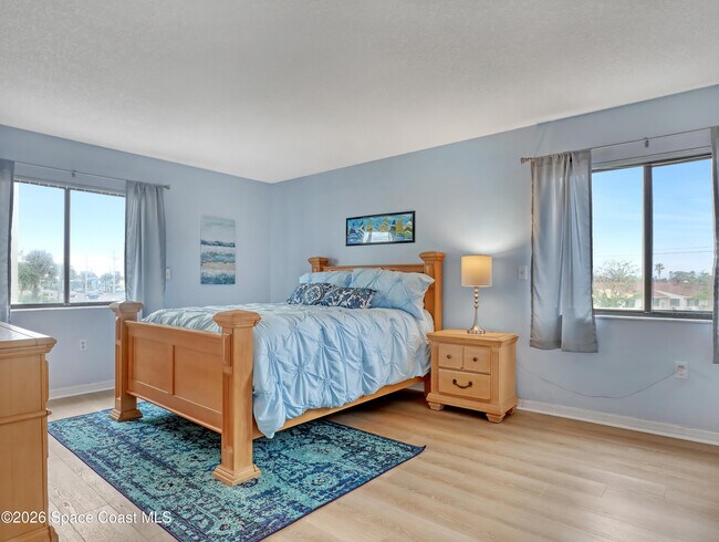Building Photo - 401 Jimmy Buffett Mem Hwy