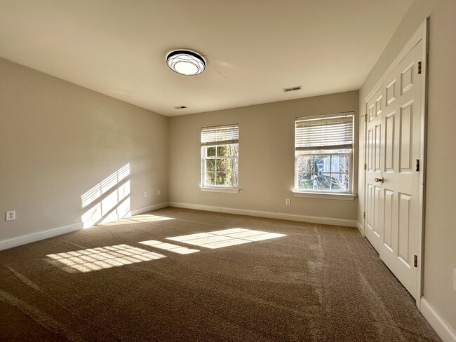 Building Photo - 2132 Sardony Ln