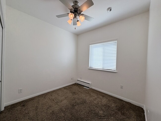 Building Photo - Peppercorn