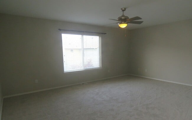 Building Photo - 3bd/2.25ba Renton House