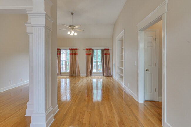 Building Photo - 1137 Bayard Ave