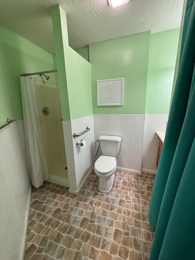 Building Photo - 5299 32nd Terrace N