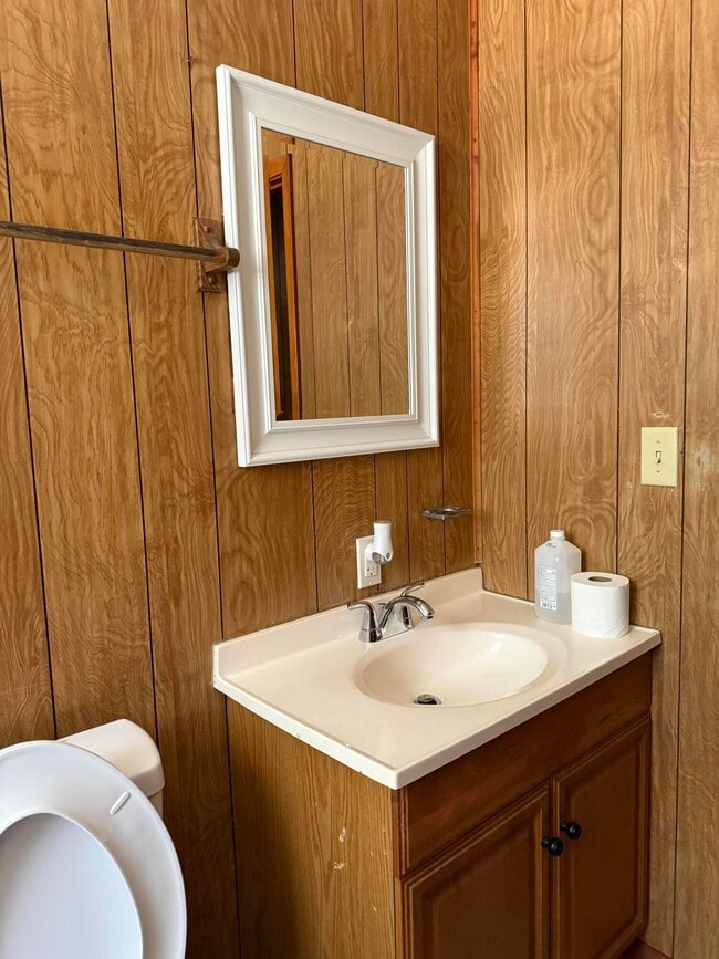 Building Photo - 5326 Olin Merritt St