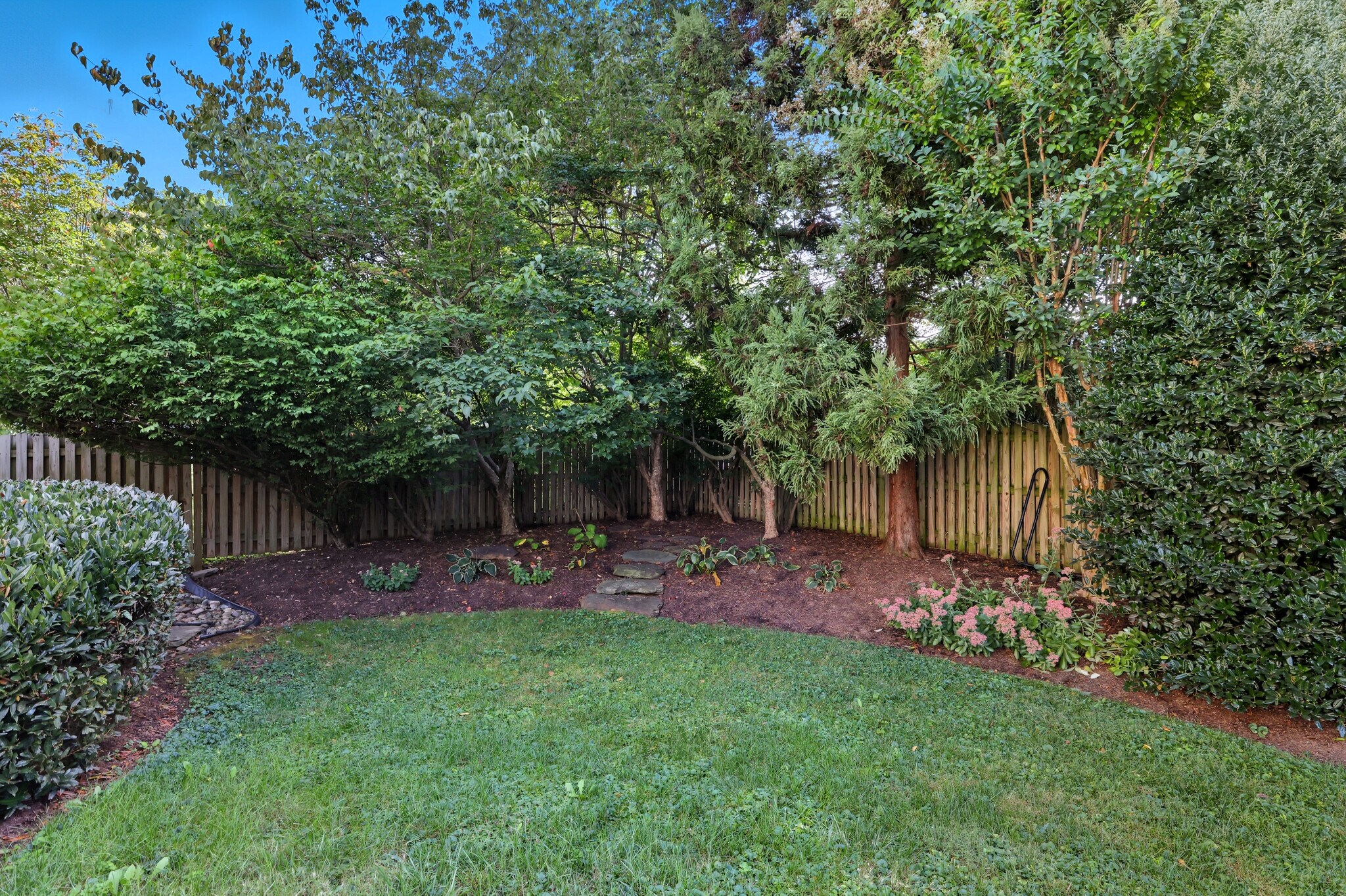 Building Photo - 9418 Balfour Dr