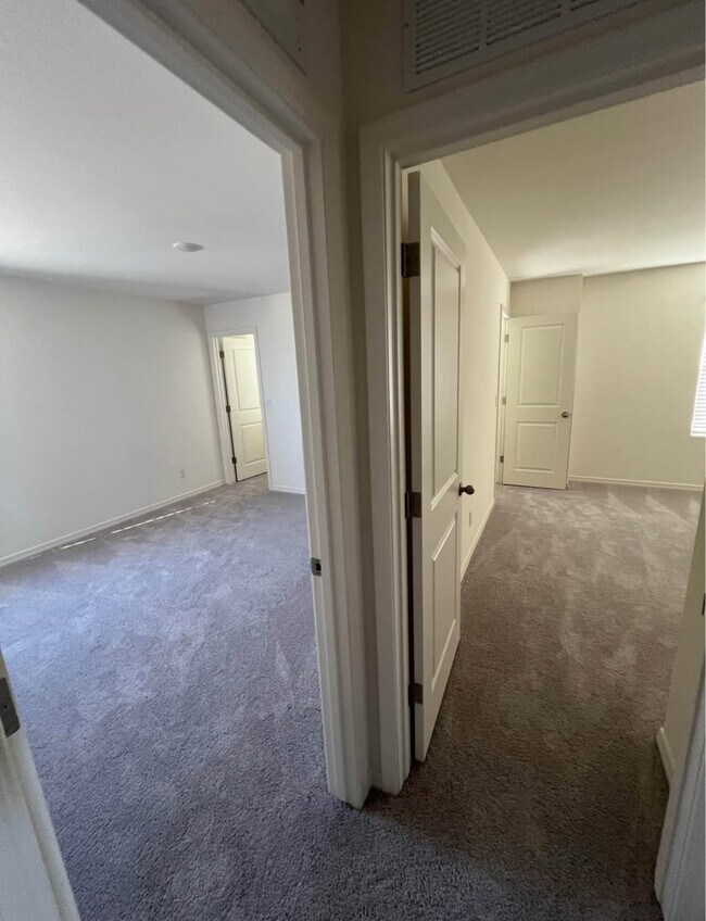 Building Photo - 3647 S 97th Ave