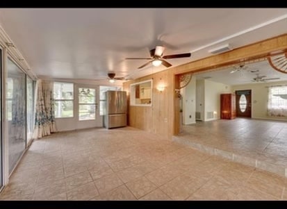 Building Photo - 2492 Sable Ave