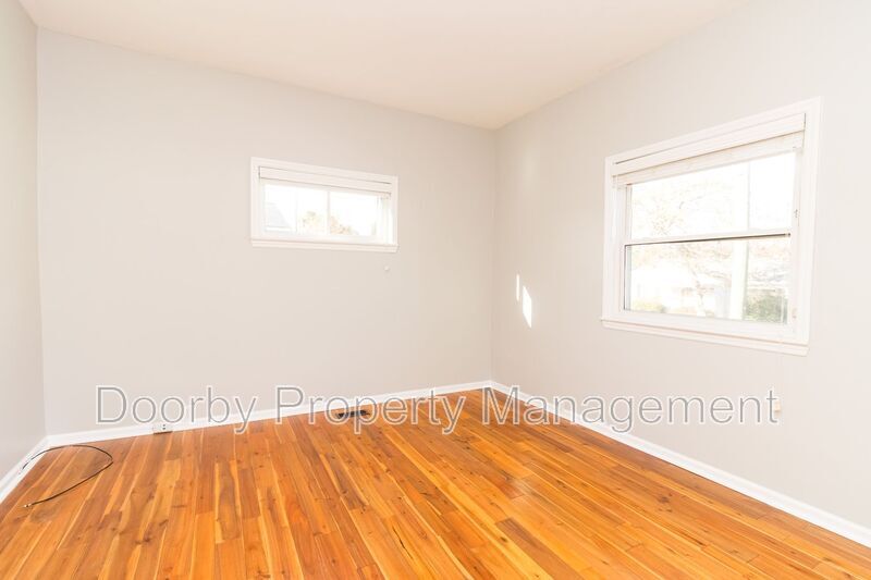 Building Photo - 1908 Cleveland Ave