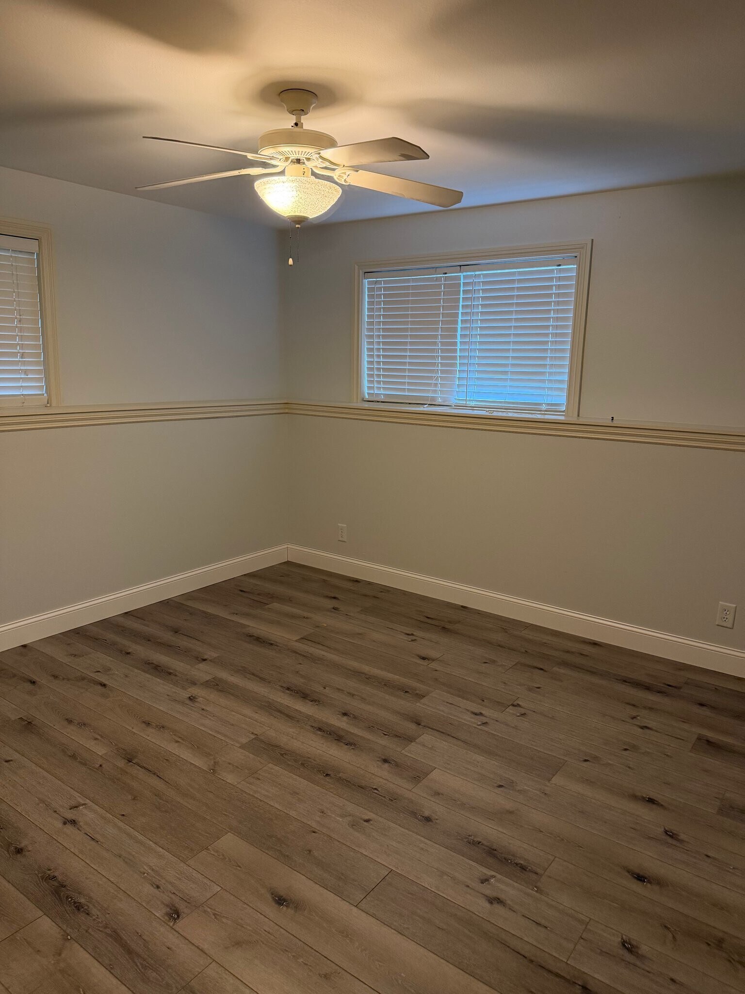 Building Photo - 4892 Monarch Dr