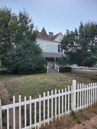 Building Photo - 601 N Grand Ave