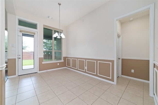 Building Photo - 10903 Kennowy Ct