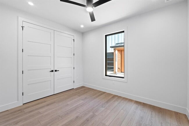 Building Photo - 1211 Madison Ave