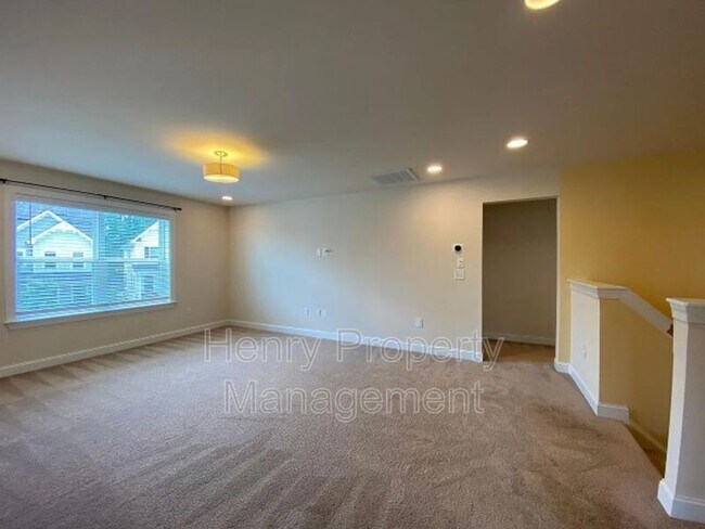 Building Photo - 2280 Chattering Lory Ln