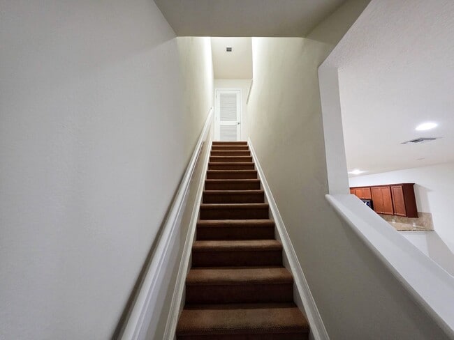 Building Photo - 3/2.5 in Gated Community at PROVENCE BAY