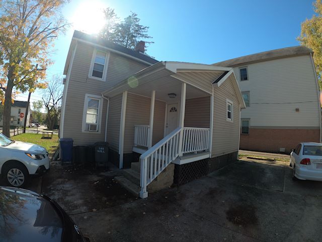 Building Photo - 146 Mill St