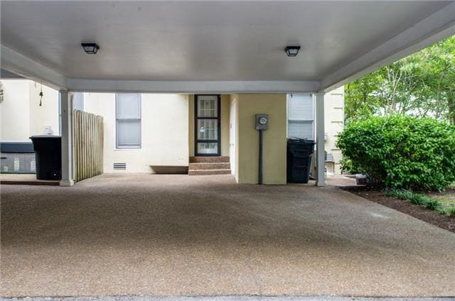 Building Photo - 3BR/2BA TOWNHOME NEAR DOWNTOWN FRANKLIN! WALK TO THE PARK.
