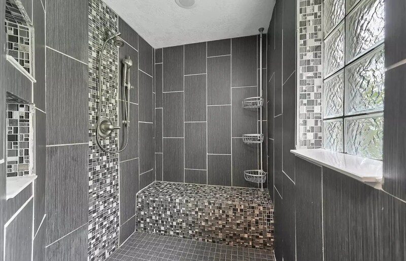 Building Photo - 2870 Brook Hills Dr