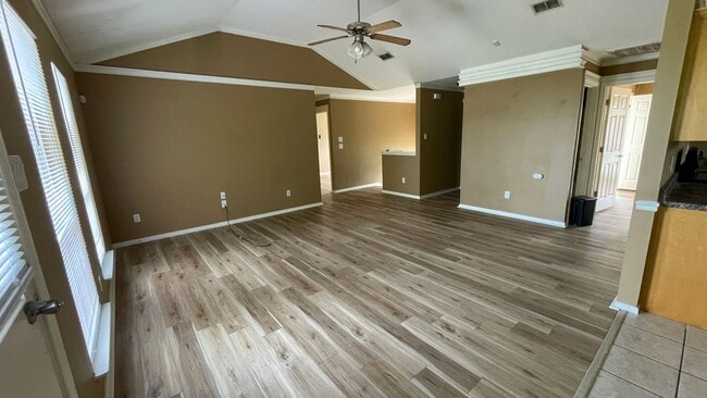 Building Photo - 13823 Harold Dr