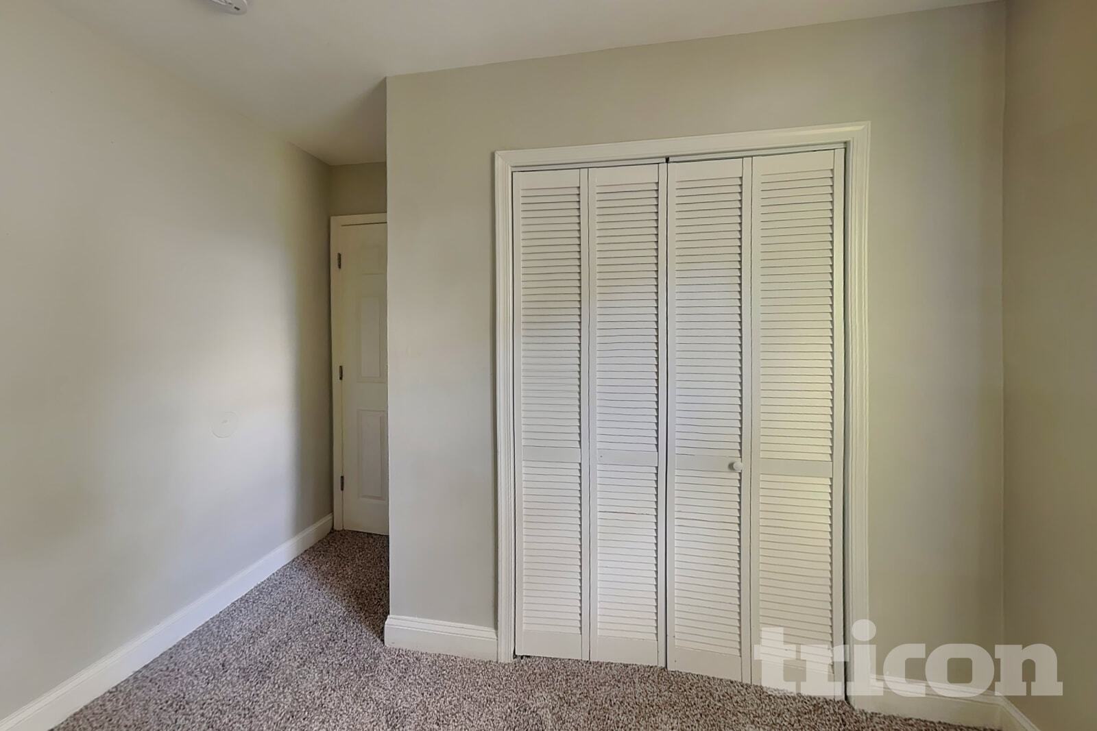 Building Photo - 1325 Farrara Dr