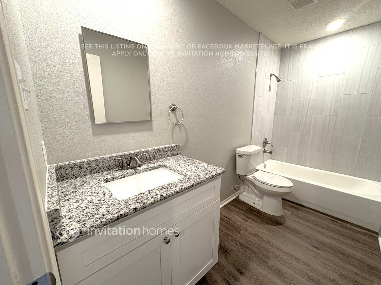 Building Photo - 2928 Marco Dr