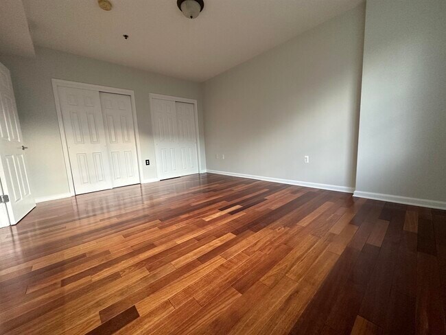 Building Photo - 650 2nd St