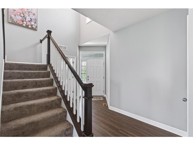 Building Photo - 1559 Edgebrook Ln