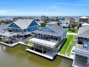 Building Photo - 22915 Martes St