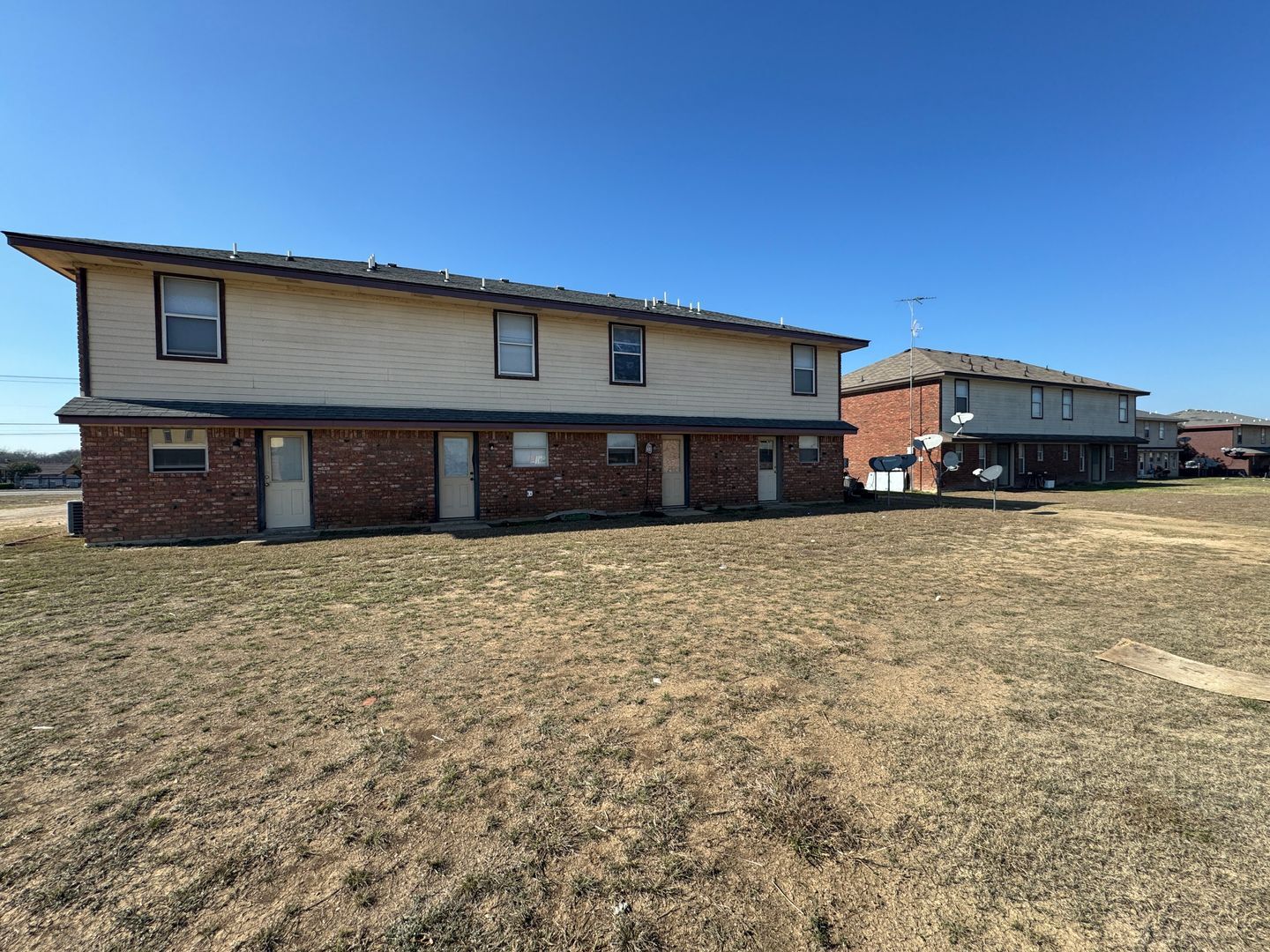 Building Photo - 1712 Old FM 440 Rd