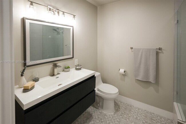 Building Photo - 19450 SW 125th Ave