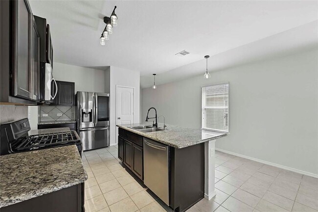 Building Photo - 146 Blair Ct